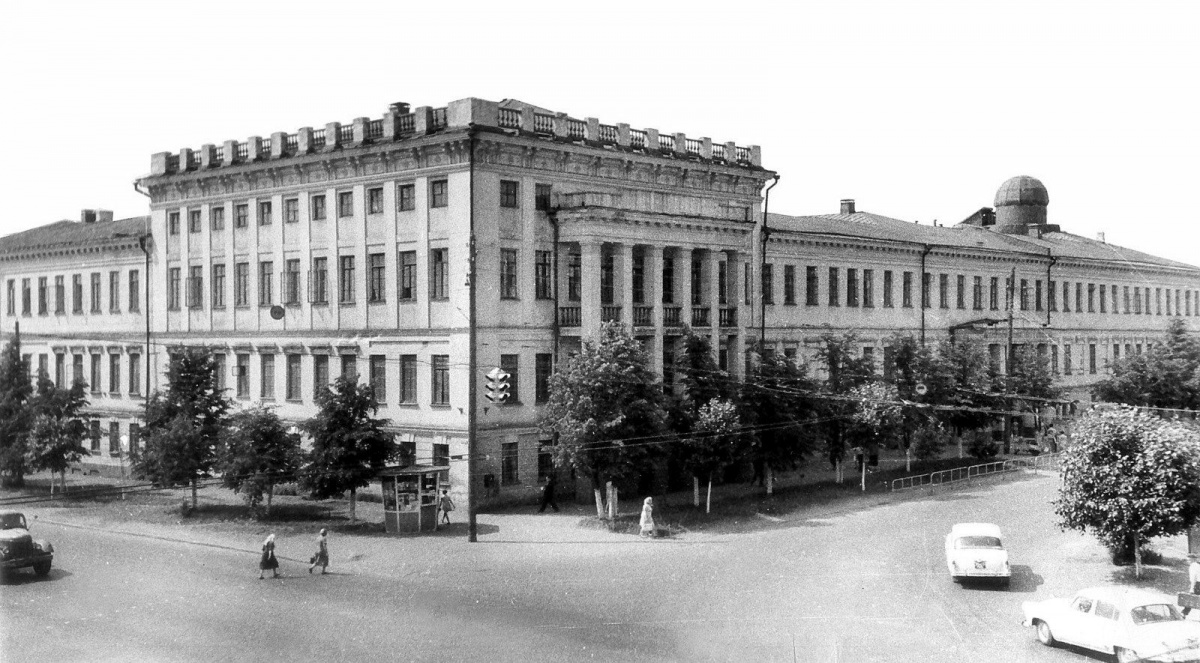 Педагогический институт в Кирове