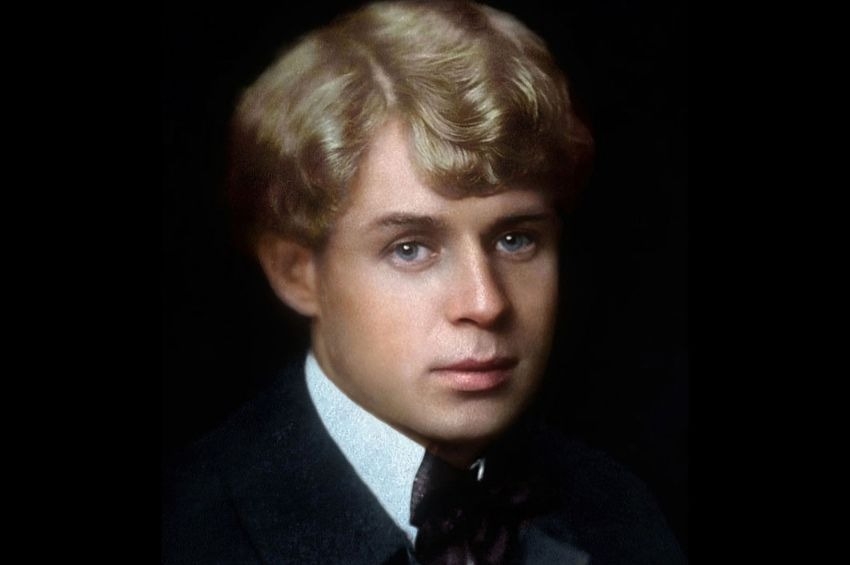 Сергей Есенин Сергей Есенин